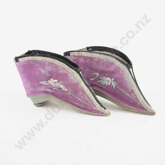 Pair Qing Dynasty (1644–1912) Late C19th Silk Embroidered Lotus Shoes