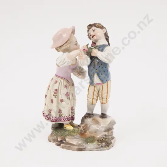 Early Hochst Figure Group of Two Young Children