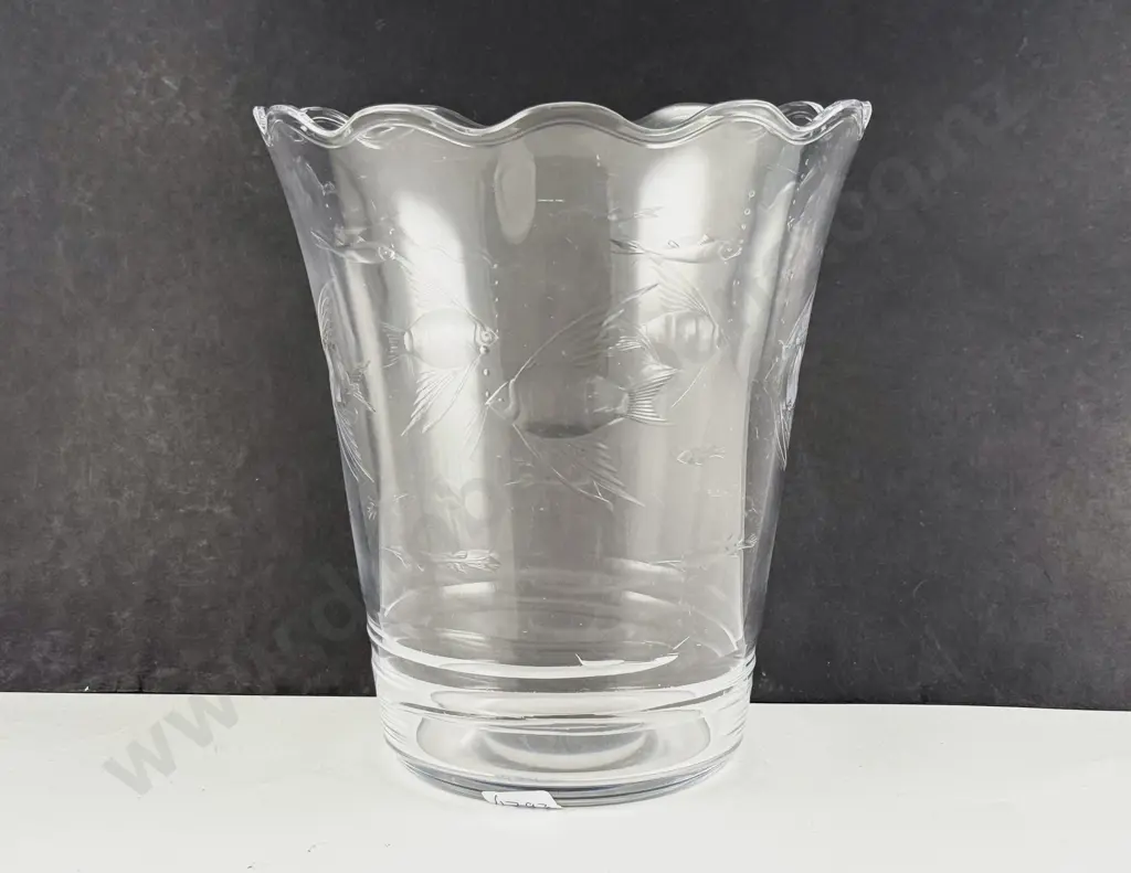 Attributed Keith Murray Glass Vase Image 1++