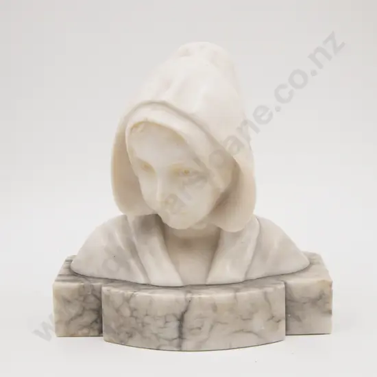 Art Nouveau Marble Bust of a Young Girl with Bonnet