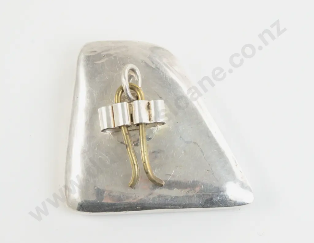 S/S Framed Large Single Opal Pendant Image 1++