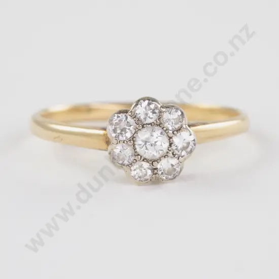 18ct Eight Stone Floret Cluster Ring
