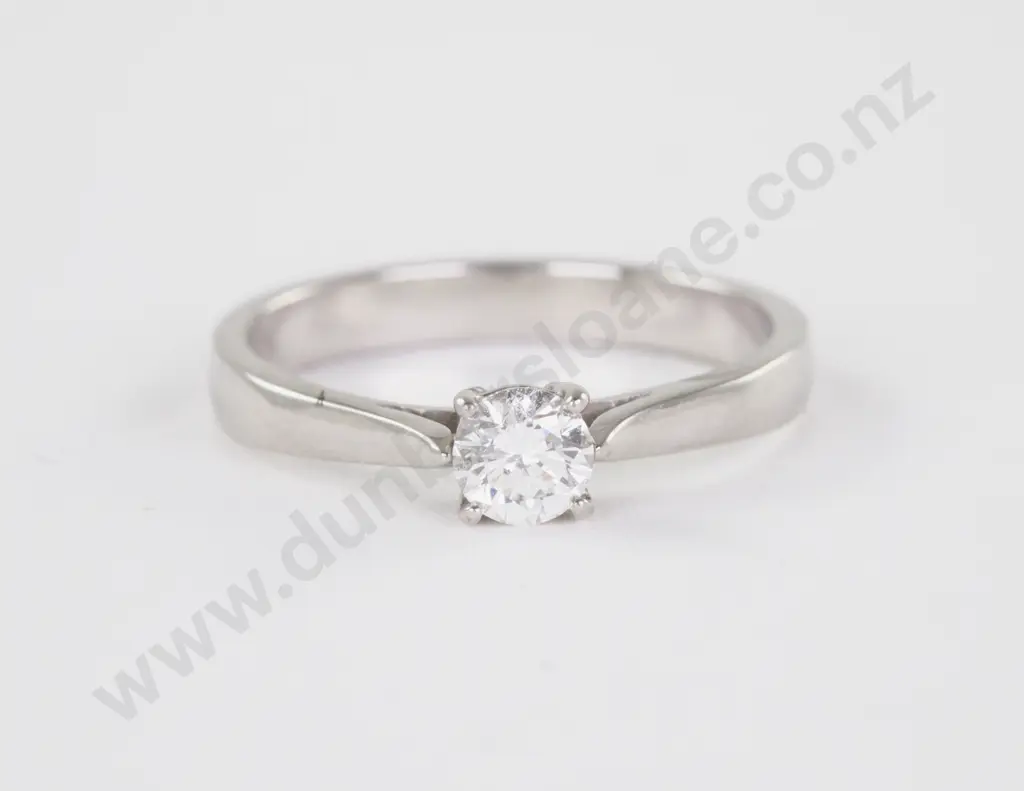 All Platinum Diamond Solitaire Ring Image 1++