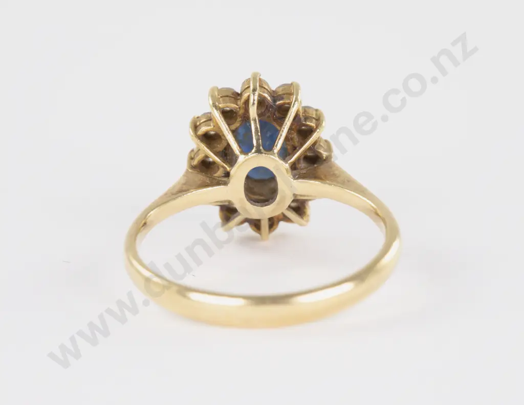 18ct 13Stone Sapphire and Diamond Cluster Ring Image 1++