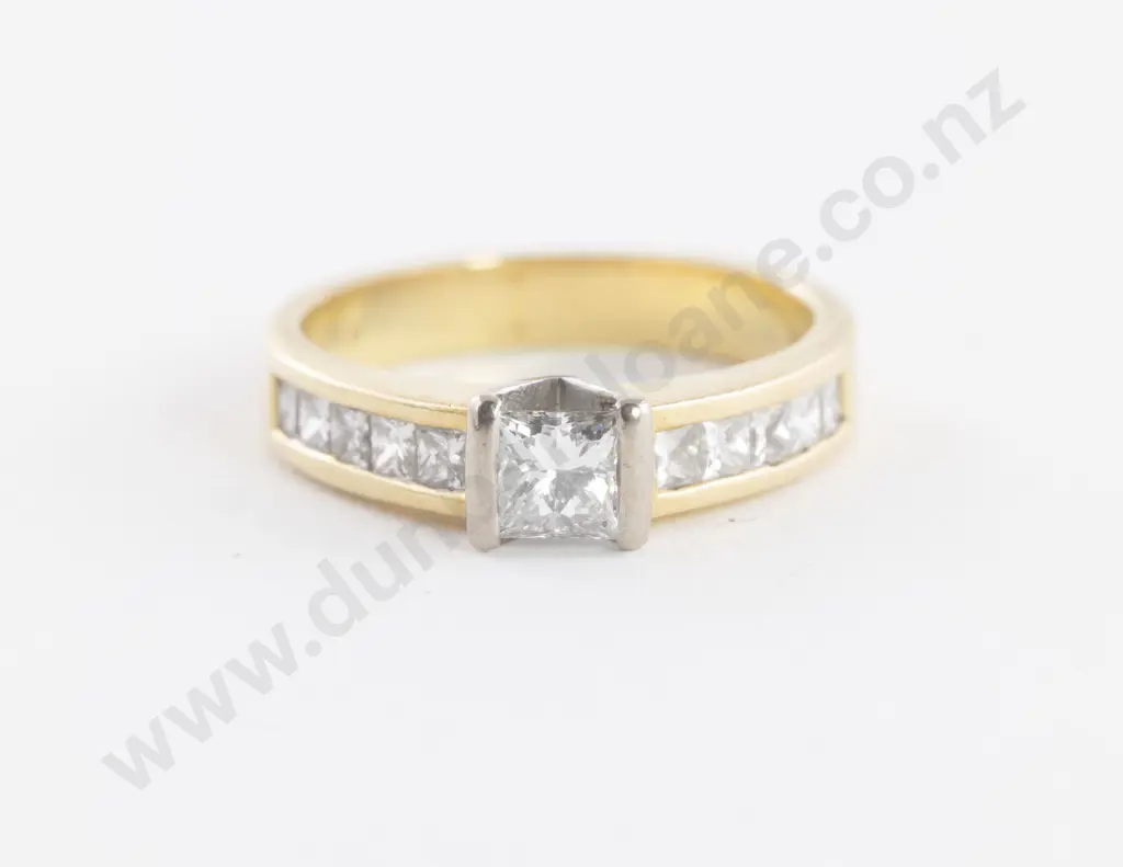 18ct Solitaire Diamond Ring Image 1++