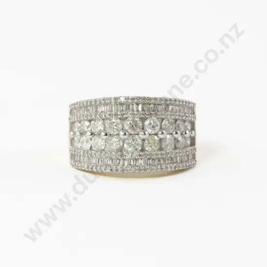 18ct 198Stone Diamond Cluster Ring