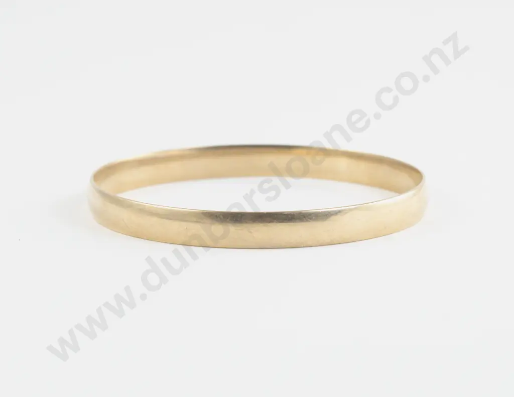 9ct Plain Bangle Image 1++