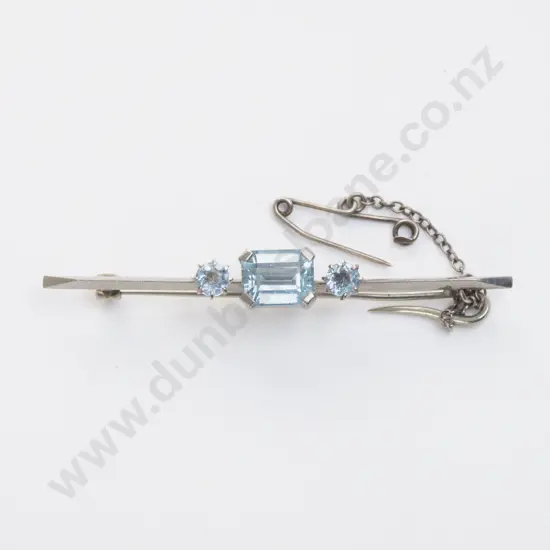 18ct White Gold Three Stone Topaz Bar Brooch