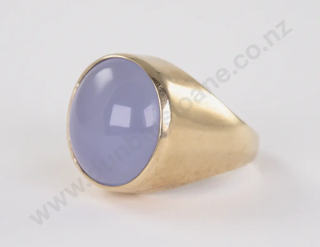 9ct Single Purple Chalcedony Signet Ring Image 1++
