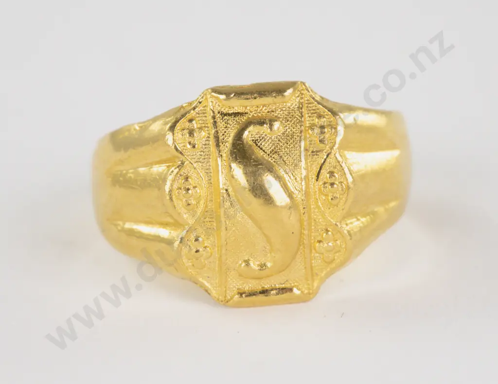 Chinese 24ct Signet Ring Image 1++