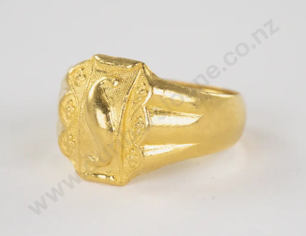 Chinese 24ct Signet Ring Image 1++