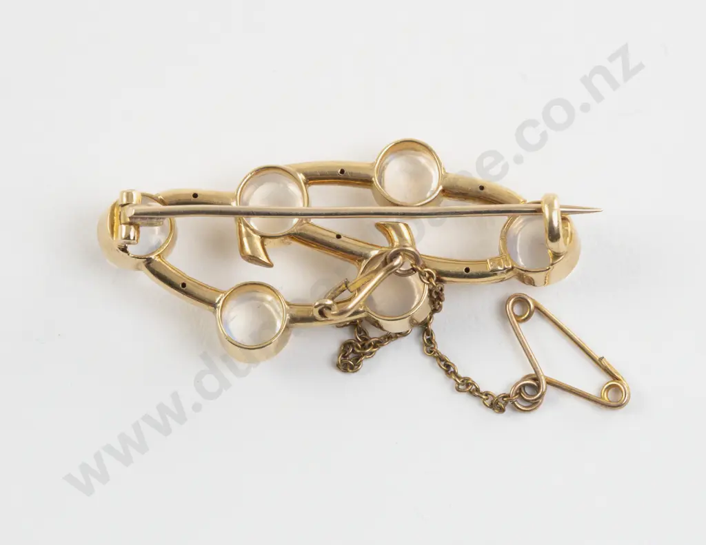 Victorian 18ct Moonstone Brooch Image 1++