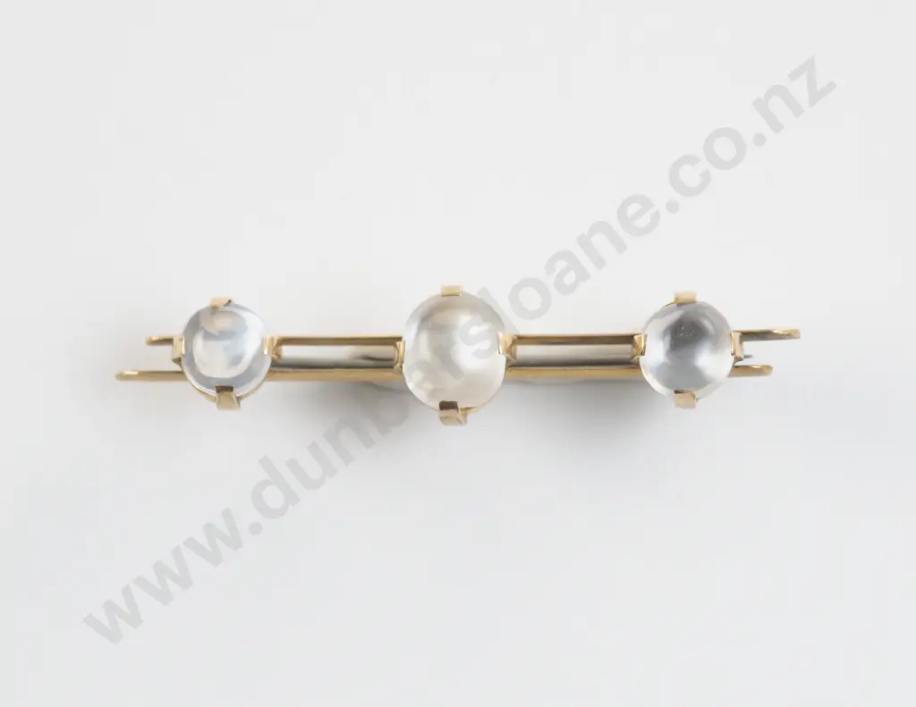 Victorian 9ct Moonstone Bar Brooch Image 1++