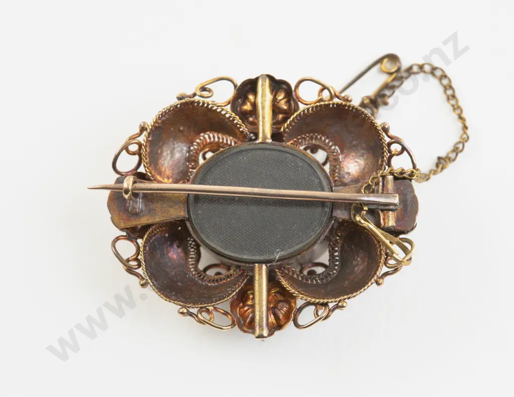 Georgian 9ct Single Amethyst Brooch Image 1++