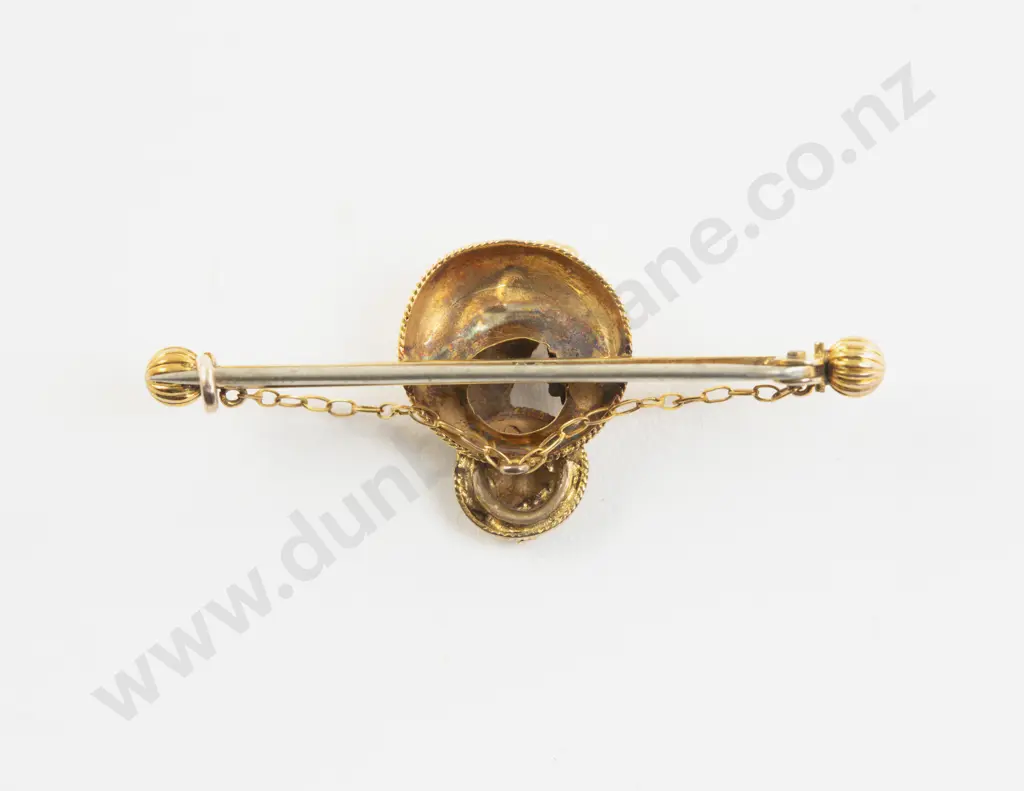 Victorian 9ct Three Stone Emerald Bar Brooch Image 1++