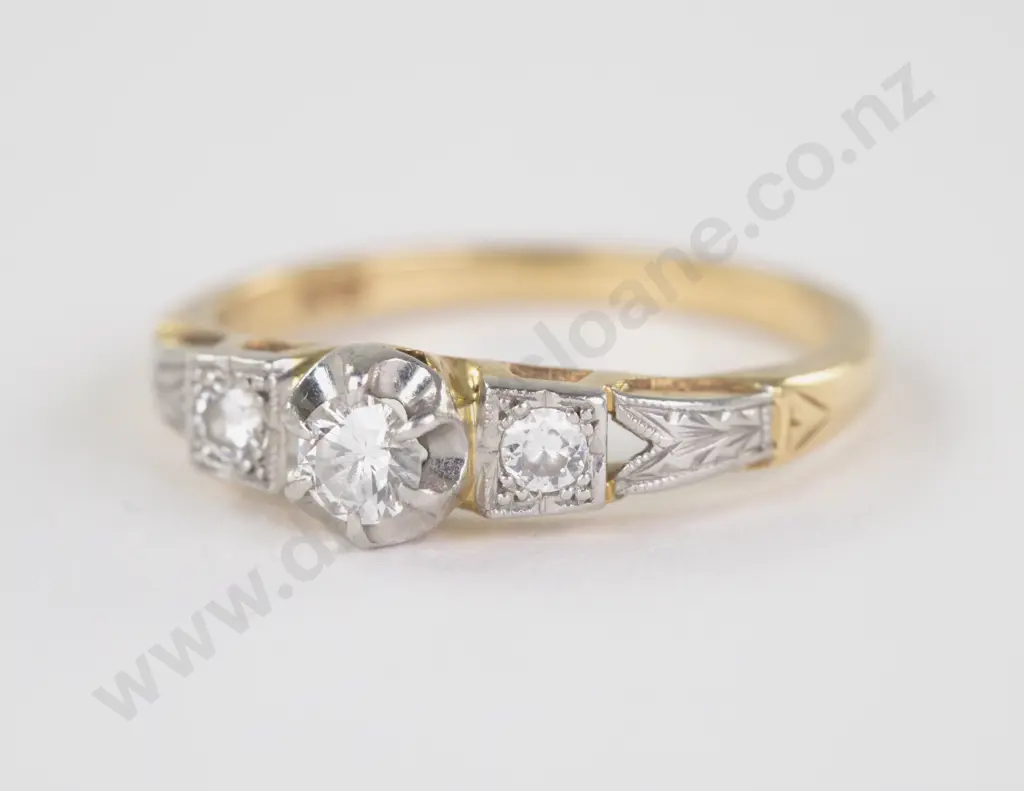 Victorian 18ct Three Stone Diamond Ring Image 1++