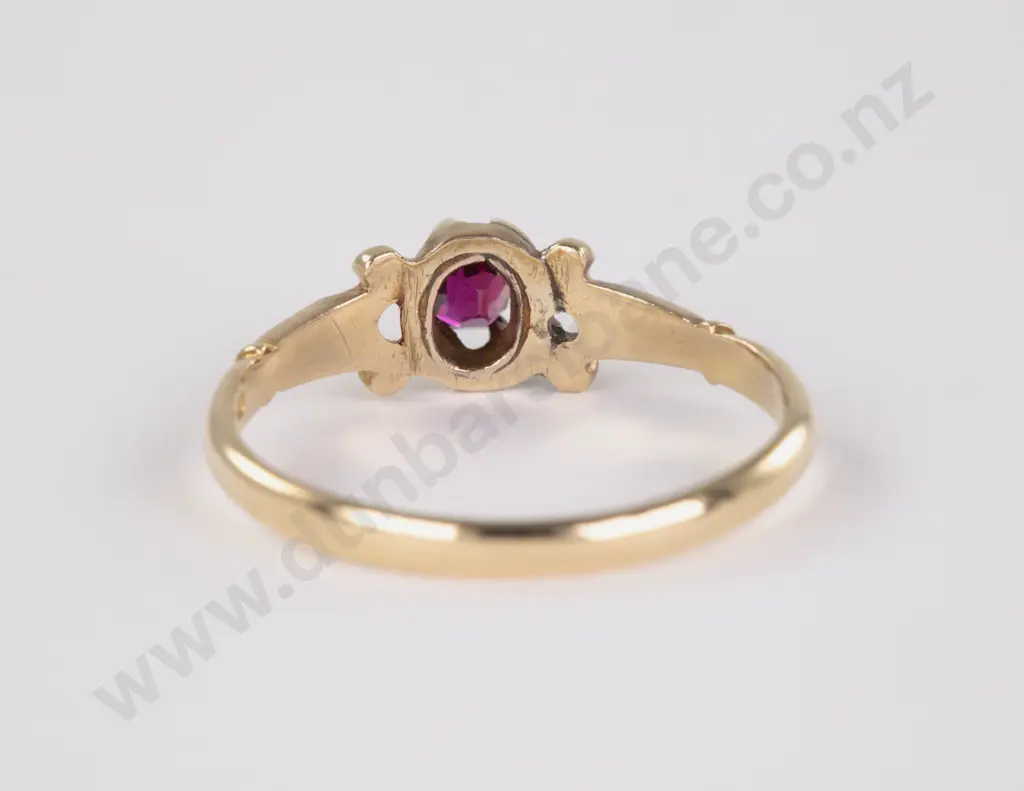 Edwardian 18ct Single Ruby Ring Image 1++