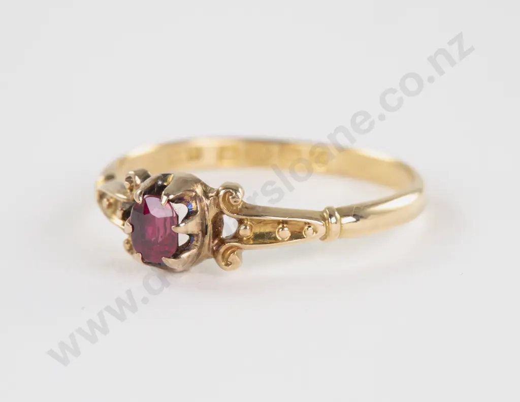 Edwardian 18ct Single Ruby Ring Image 1++