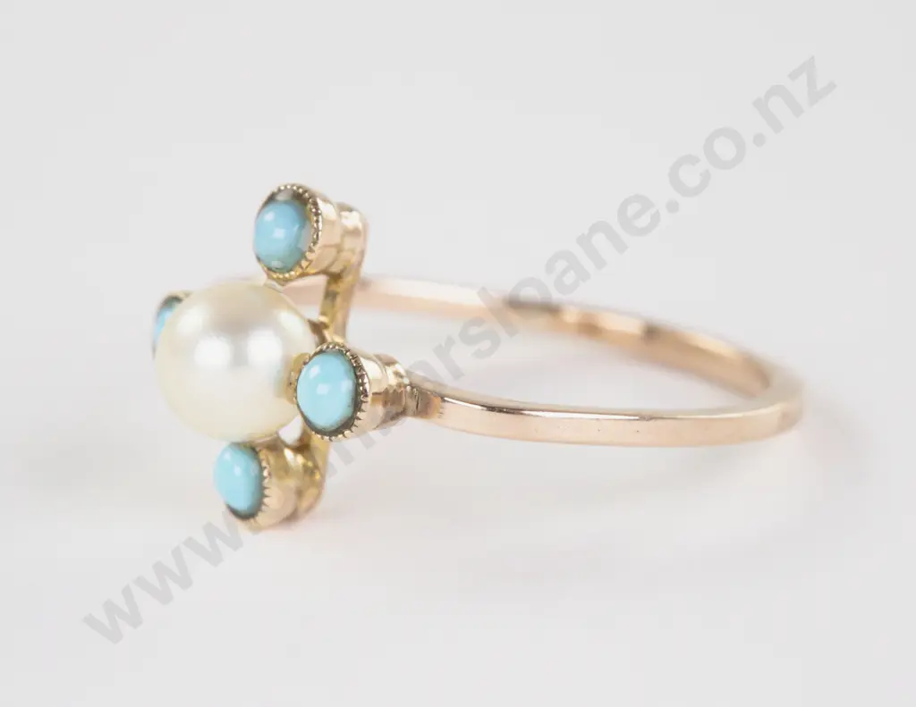 9ct Four Stone Turquoise and Single Cultured Pearl Cluster Ring Image 1++