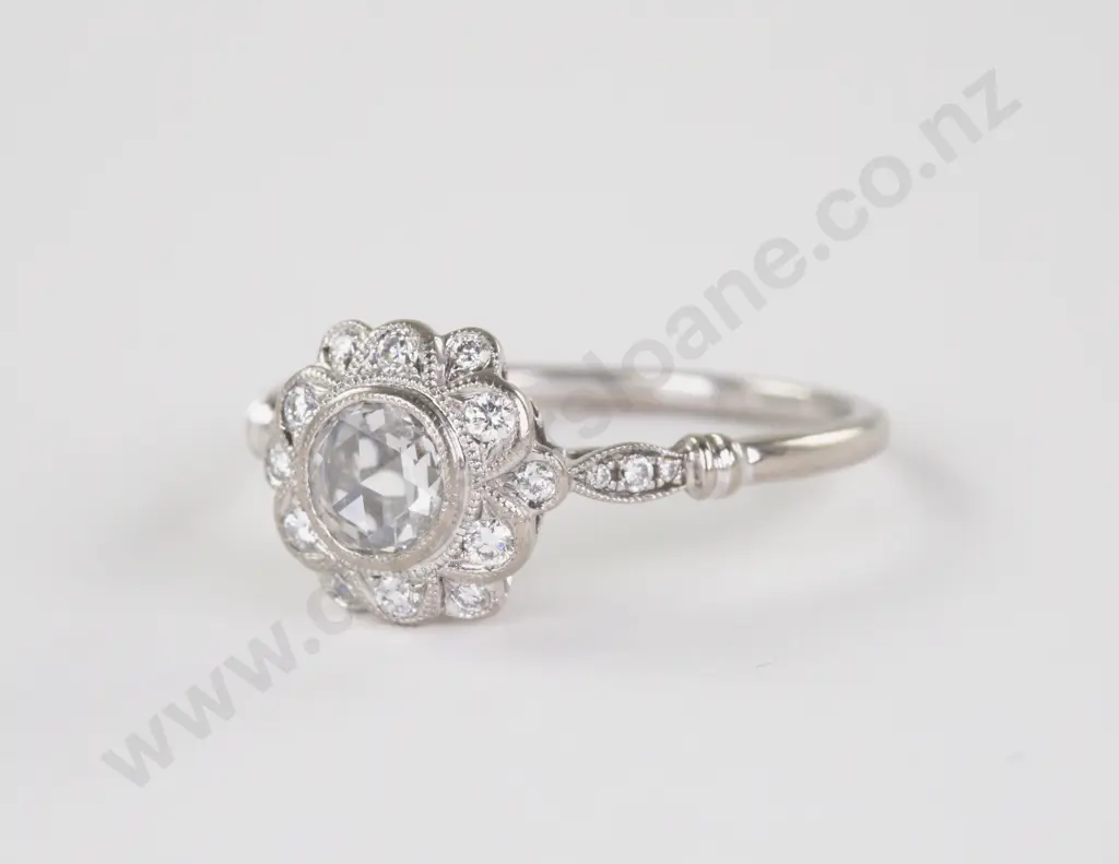 18ct White Gold 19Stone Diamond Cluster Ring Image 1++