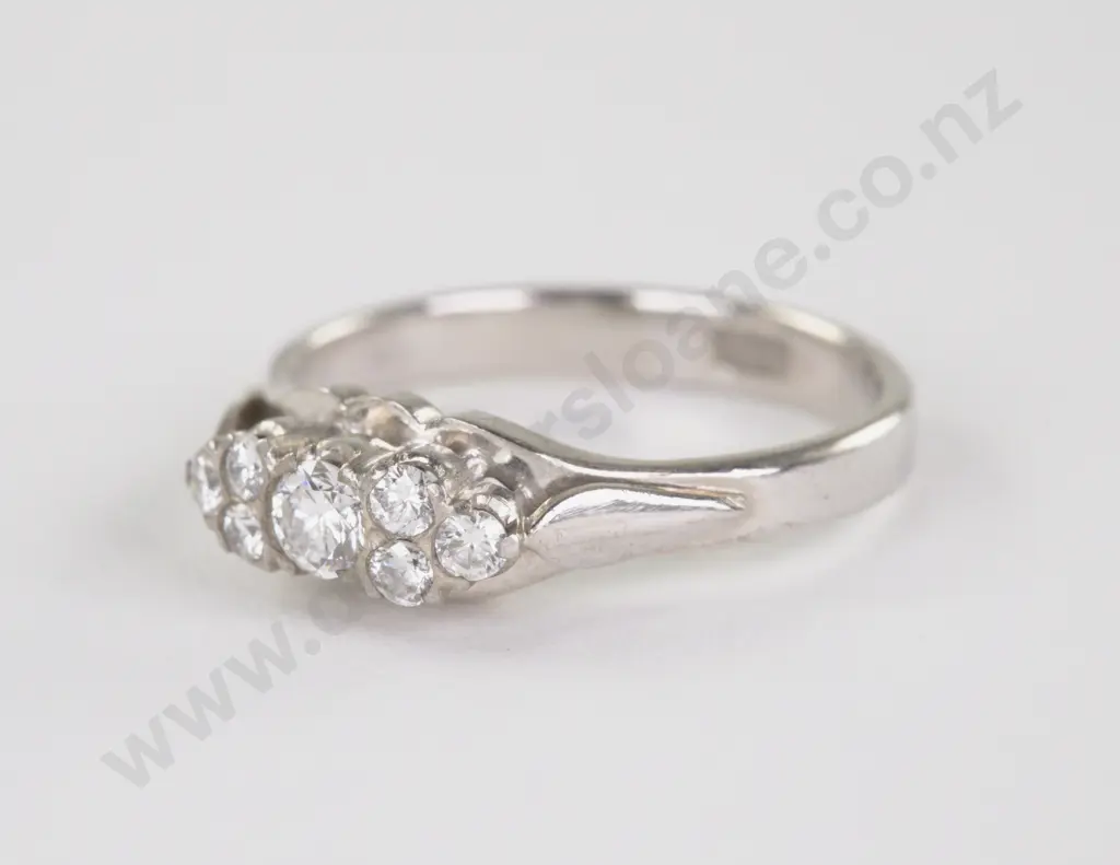 18ct White Gold Seven Stone Diamond Ring Image 1++