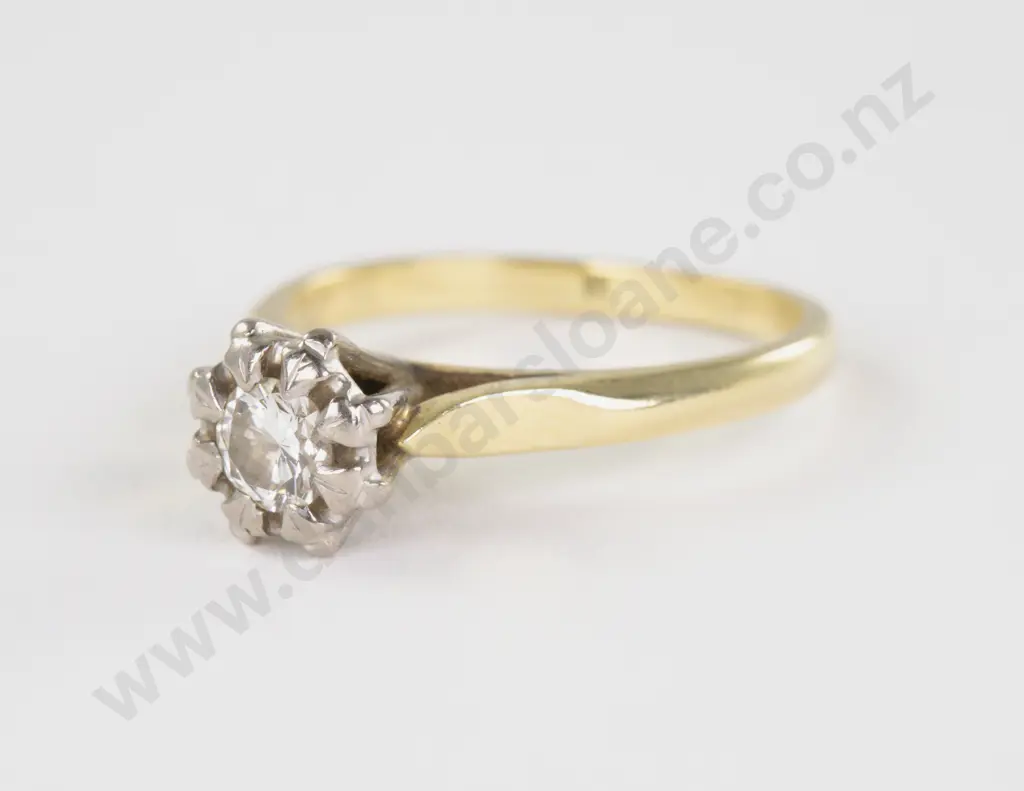 18ct Solitaire Diamond Ring Image 1++