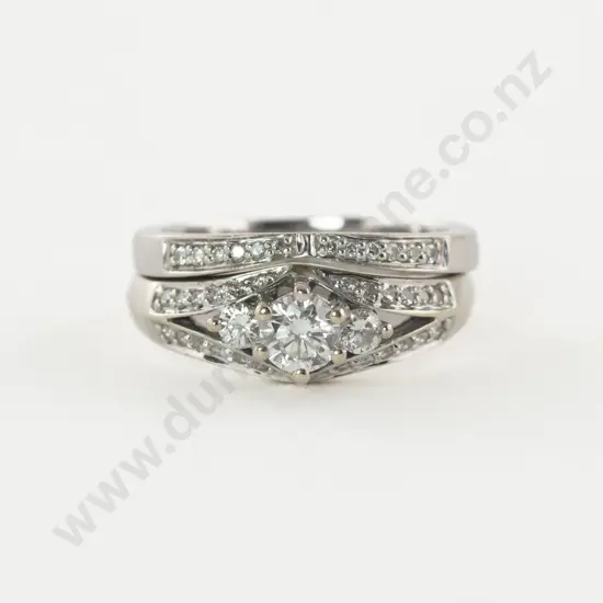 18ct White Gold 27Stone Diamond Ring