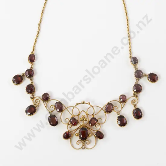 Edwardian 15ct 21Stone Garnet Necklace