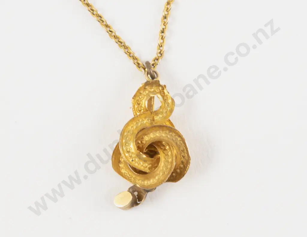 Edwardian 15ct Scroll Pendant Image 1++