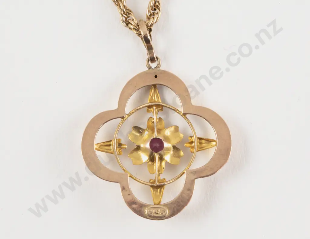 Edwardian 9ct Single Pink Peridot Pendant Image 1++