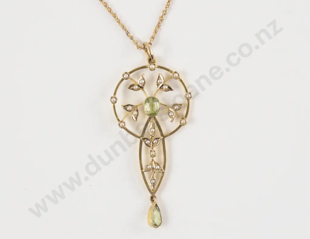 Victorian 9ct 24Stone Peridot and Pearl Pendant Image 1++