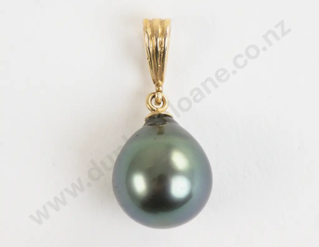 14ct Single Black Tahitian Pearl Pendant Image 1++