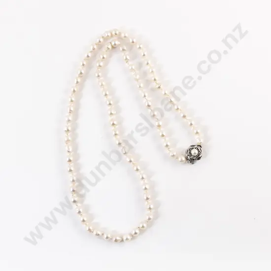 Single Strand Uniform Cultured Pearl Necklace