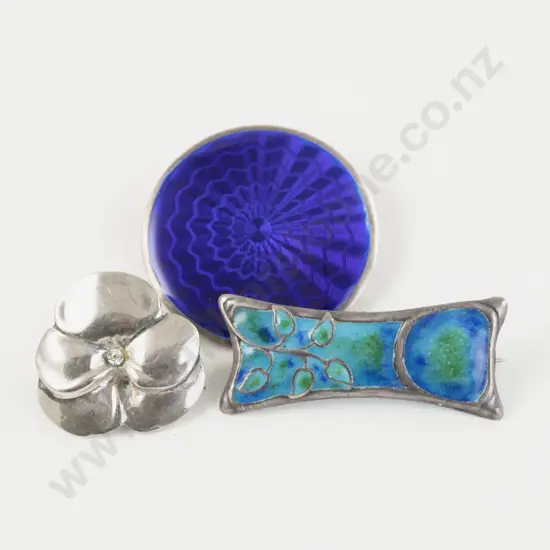 Art Nouveau S/S and Enamel Brooch