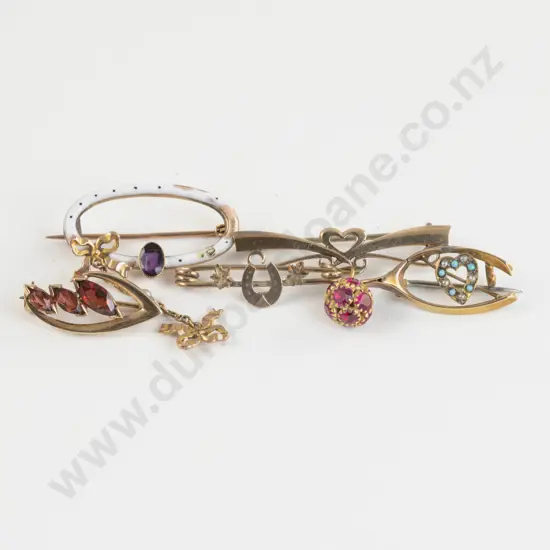 Five Edwardian 9ct Brooches