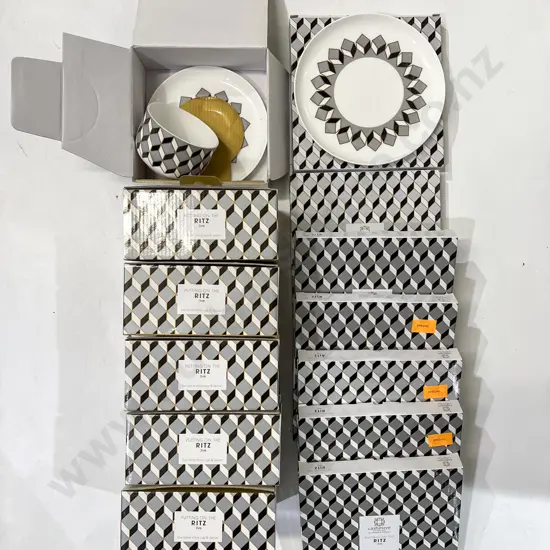 Qty of Boxed Maxwell Williams "Jive" Pattern China