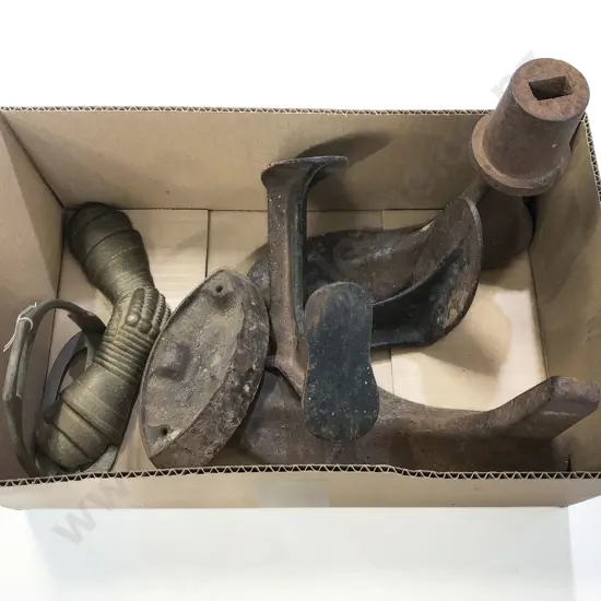 Qty of Assorted Vintage Metalware