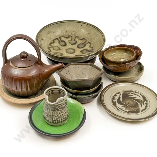 Qty of NZ Pottery