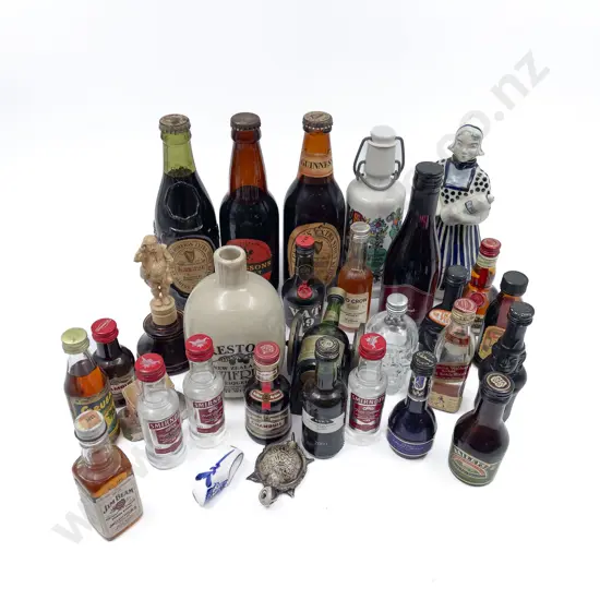 Qty of Assorted Vintage Beer Bottles and Alcohol Miniatures (Faults)