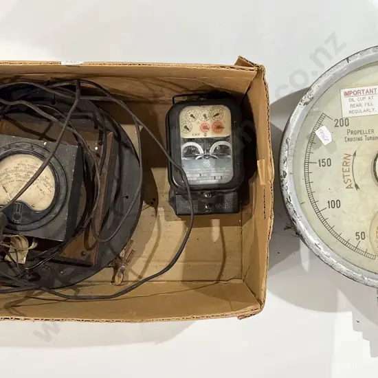 Qty of Assorted Vintage Gauges etc *PLEASE NOTE PHOTO CHANGE