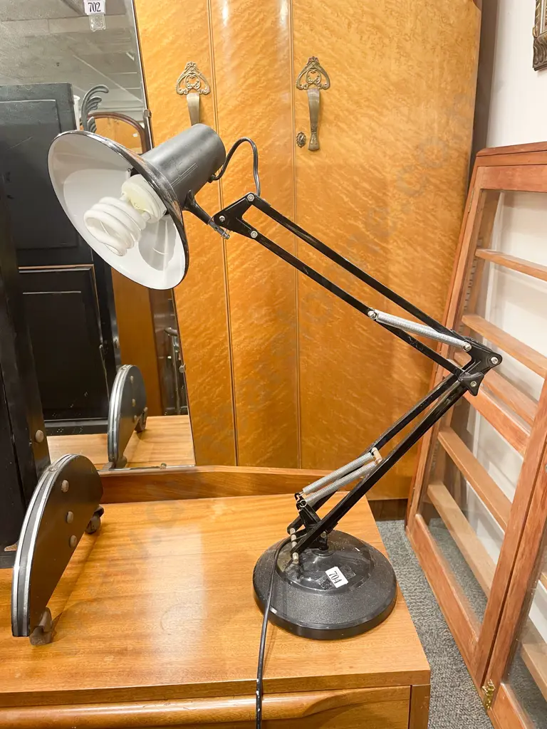 Superlux Anglepoise Table Lamp Image 1++