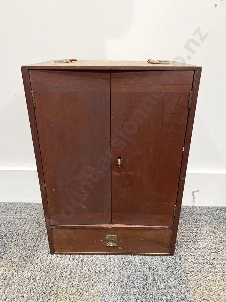 Small Fitted Travel Storage Cabinet Image 1++