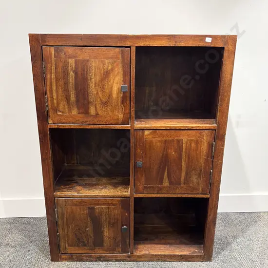 Modern Pigeonhole Shelf/Entertainment Cabinet