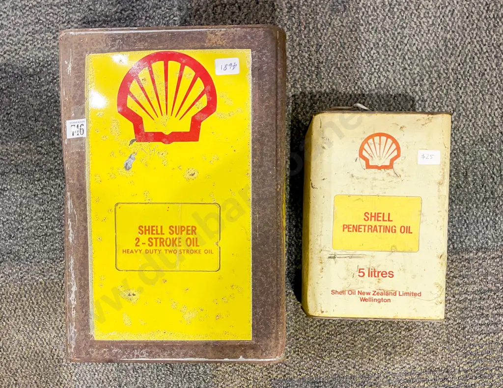 Two Shell Oil Cans Image 1++