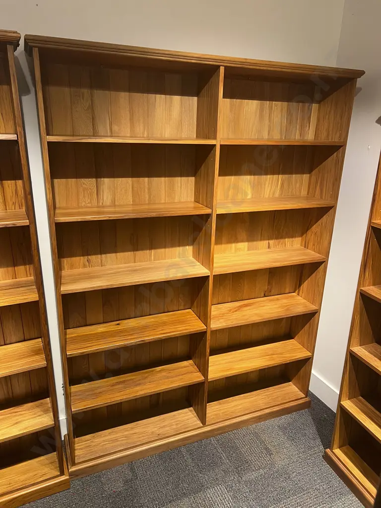 Rimu Two Section Bookcase Image 1++