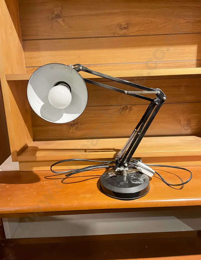 Anglepoise Table Lamp Image 1++