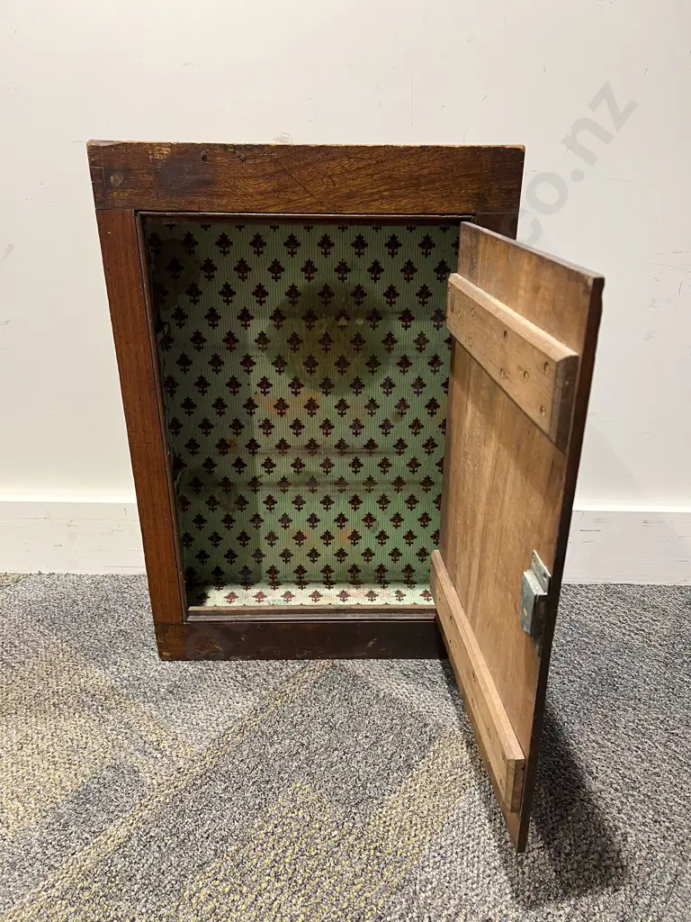 Small Regency Mahogany Wall Cabinet Image 1++