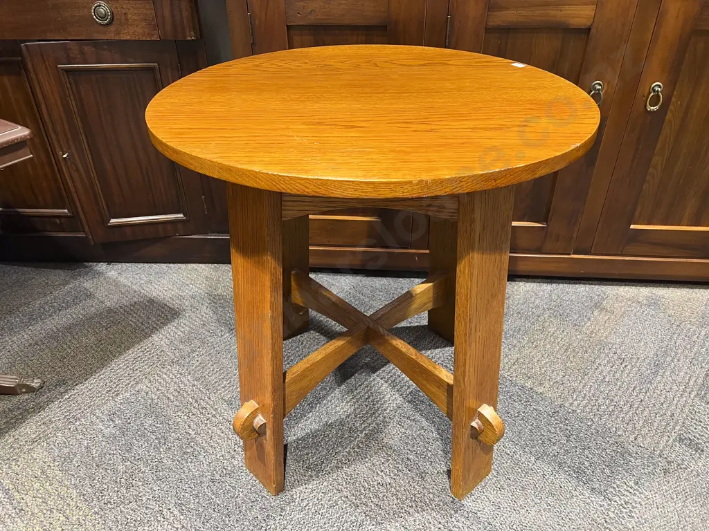 Oak Circular Centre Table with Single Chair Image 1++