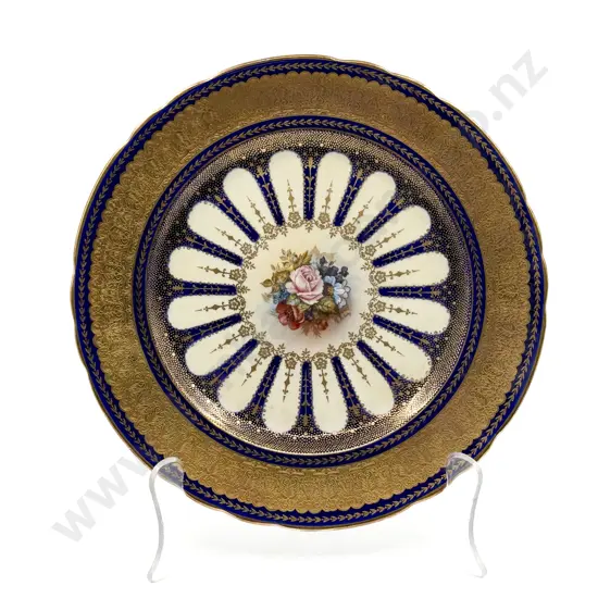 Aynsley Cabinet Plate