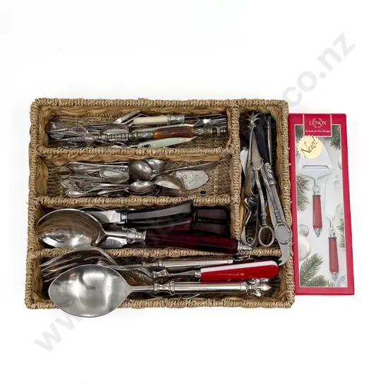 Qty of Assorted Cutlery etc